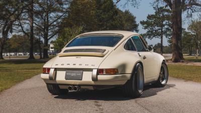 1990 Porsche 911 Coupe Reimagined by Singer &ldquo;Lindsey Commission&rdquo;