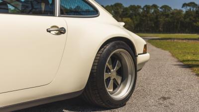 1990 Porsche 911 Coupe Reimagined by Singer &ldquo;Lindsey Commission&rdquo;