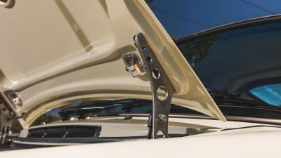 1990 Porsche 911 Coupe Reimagined by Singer &ldquo;Lindsey Commission&rdquo;