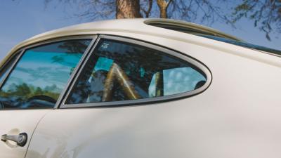 1990 Porsche 911 Coupe Reimagined by Singer &ldquo;Lindsey Commission&rdquo;