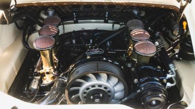 1990 Porsche 911 Coupe Reimagined by Singer &ldquo;Lindsey Commission&rdquo;