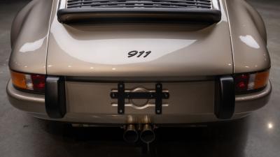 1991 Porsche 911 Backdate 4.0L by Van Thull Development