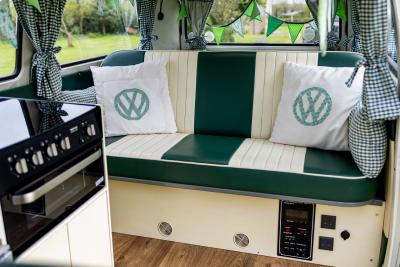 1972 Volkswagen T2 Camper