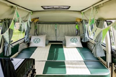 1972 Volkswagen T2 Camper