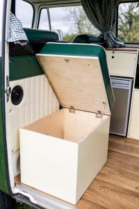 1972 Volkswagen T2 Camper
