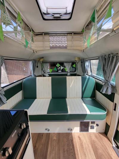 1972 Volkswagen T2 Camper