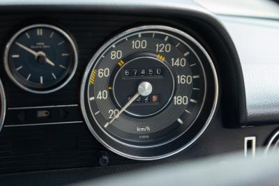 1976 Mercedes - Benz 230