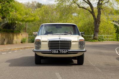 1976 Mercedes - Benz 230