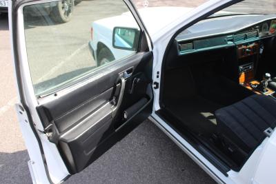 1993 Mercedes - Benz 190E 1.8 MANUAL