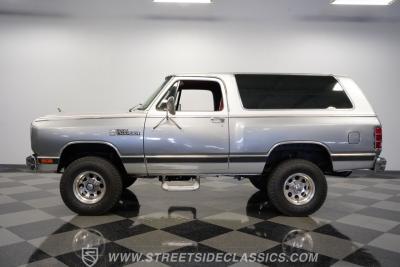 1987 Dodge Ramcharger LE 150 4x4