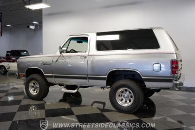1987 Dodge Ramcharger LE 150 4x4