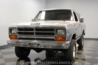 1987 Dodge Ramcharger LE 150 4x4