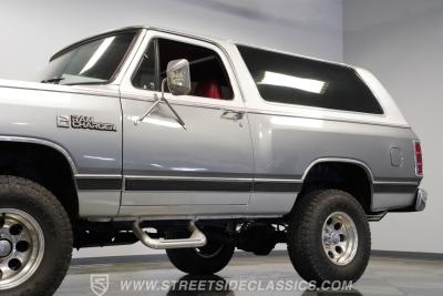 1987 Dodge Ramcharger LE 150 4x4