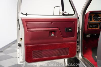 1987 Dodge Ramcharger LE 150 4x4