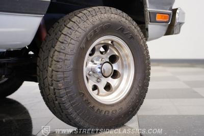 1987 Dodge Ramcharger LE 150 4x4