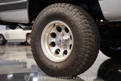 1987 Dodge Ramcharger LE 150 4x4