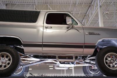 1987 Dodge Ramcharger LE 150 4x4