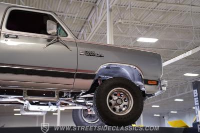 1987 Dodge Ramcharger LE 150 4x4