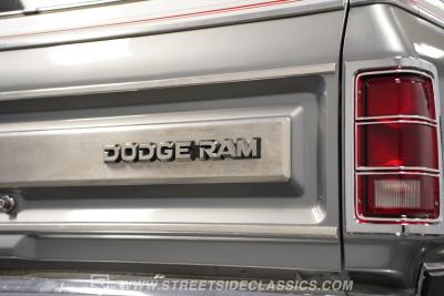 1987 Dodge Ramcharger LE 150 4x4