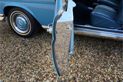 1967 Mercedes - Benz 250 SE Coupe &ldquo;Automatic transmission with the floor shift&rdquo;