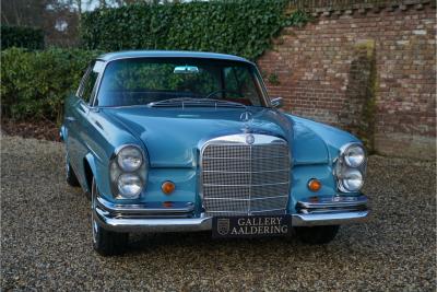 1967 Mercedes - Benz 250 SE Coupe &ldquo;Automatic transmission with the floor shift&rdquo;