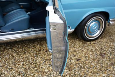 1967 Mercedes - Benz 250 SE Coupe &ldquo;Automatic transmission with the floor shift&rdquo;