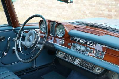 1967 Mercedes - Benz 250 SE Coupe &ldquo;Automatic transmission with the floor shift&rdquo;