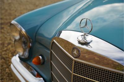 1967 Mercedes - Benz 250 SE Coupe &ldquo;Automatic transmission with the floor shift&rdquo;