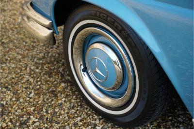 1967 Mercedes - Benz 250 SE Coupe &ldquo;Automatic transmission with the floor shift&rdquo;