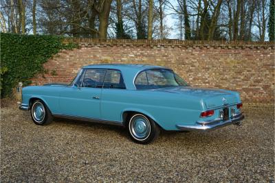 1967 Mercedes - Benz 250 SE Coupe &ldquo;Automatic transmission with the floor shift&rdquo;