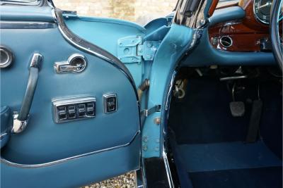 1967 Mercedes - Benz 250 SE Coupe &ldquo;Automatic transmission with the floor shift&rdquo;