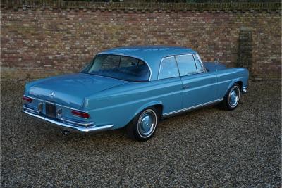 1967 Mercedes - Benz 250 SE Coupe &ldquo;Automatic transmission with the floor shift&rdquo;