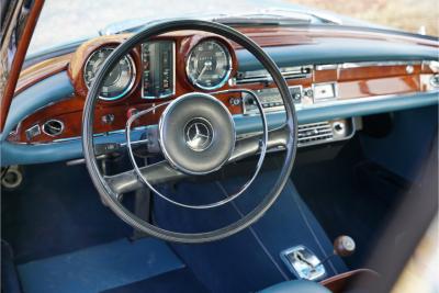 1967 Mercedes - Benz 250 SE Coupe &ldquo;Automatic transmission with the floor shift&rdquo;