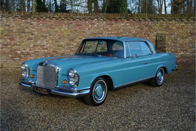 1967 Mercedes - Benz 250 SE Coupe &ldquo;Automatic transmission with the floor shift&rdquo;