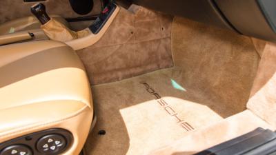 1997 Porsche 911 Carrera 4S