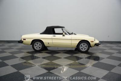 1982 Alfa Romeo Spider Veloce