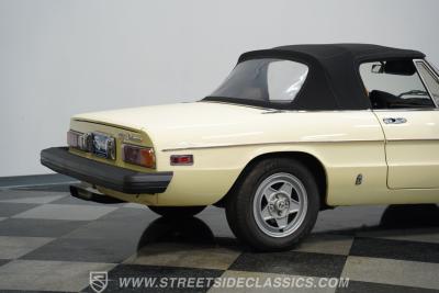 1982 Alfa Romeo Spider Veloce