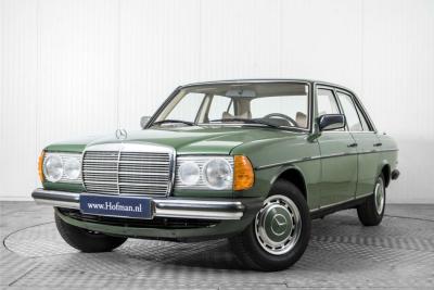 1978 Mercedes - Benz 200-serie