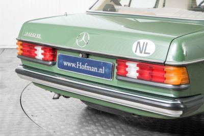 1978 Mercedes - Benz 200-serie