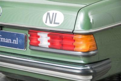 1978 Mercedes - Benz 200-serie