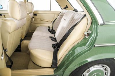 1978 Mercedes - Benz 200-serie