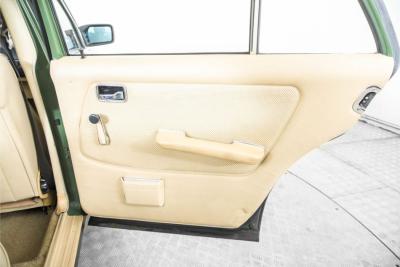 1978 Mercedes - Benz 200-serie