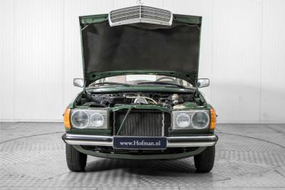 1978 Mercedes - Benz 200-serie