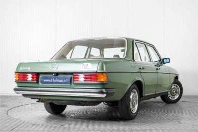 1978 Mercedes - Benz 200-serie