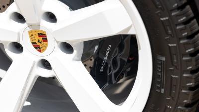 2023 Porsche 911 Dakar