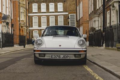 1988 Porsche 911 3.2 Carrera Sport