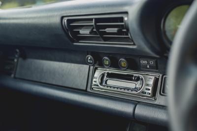 1988 Porsche 911 3.2 Carrera Sport