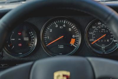 1988 Porsche 911 3.2 Carrera Sport