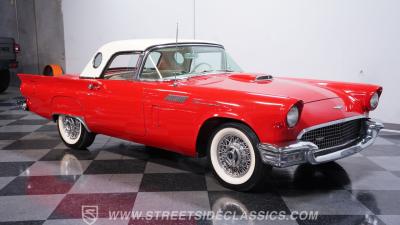 1957 Ford Thunderbird