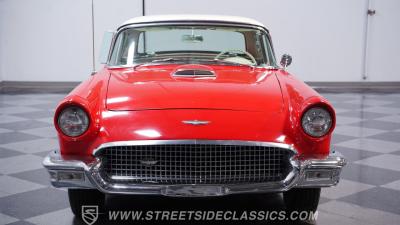 1957 Ford Thunderbird
